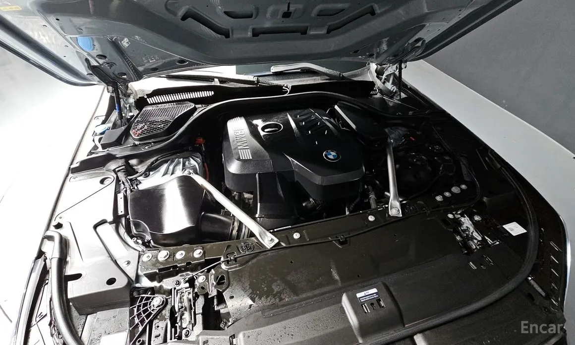 BMW 5 Series 2023 520i Special Edition