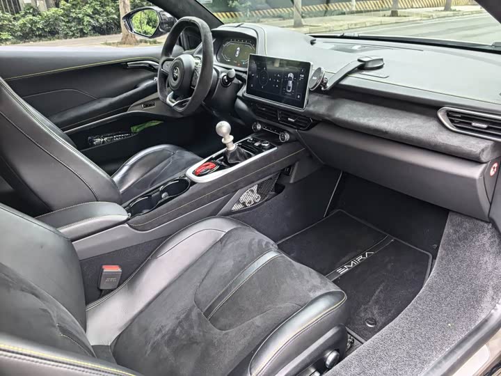 Lotus Emira 2022 2022款 3.5T V6 手动 First Edition