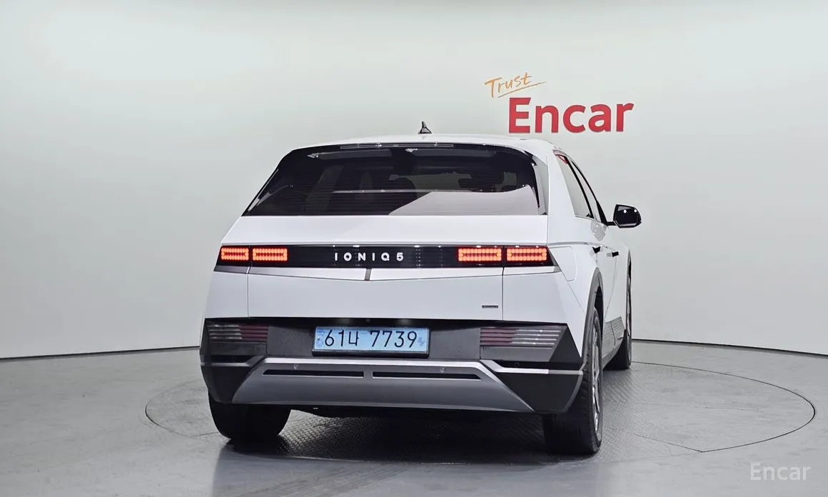 Photo 4 - Hyundai Ioniq 5