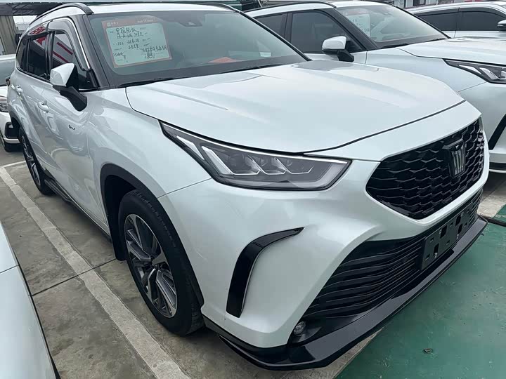 Toyota Crown Kluger 2024 2024款 2.5L HEV四驱尊贵版