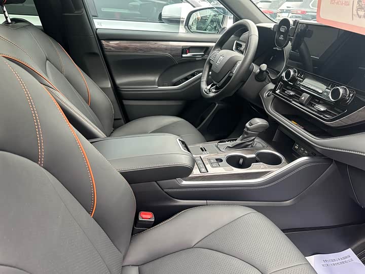 Toyota Crown Kluger 2024 2024款 2.5L HEV四驱尊贵版