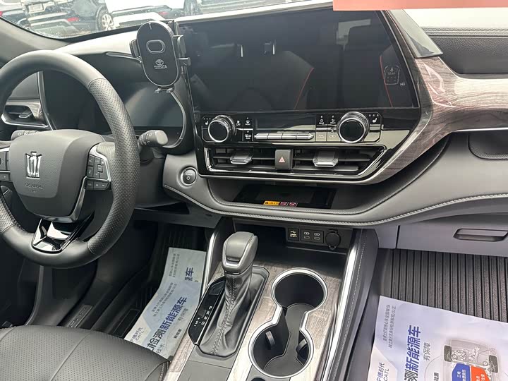 Toyota Crown Kluger 2024 2024款 2.5L HEV四驱尊贵版