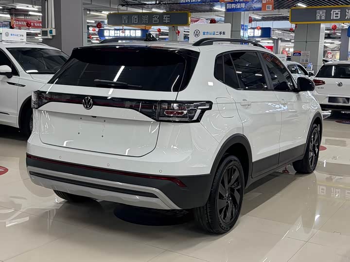 Volkswagen Tharu 2025 2025款 新锐 1.5L 锐意版