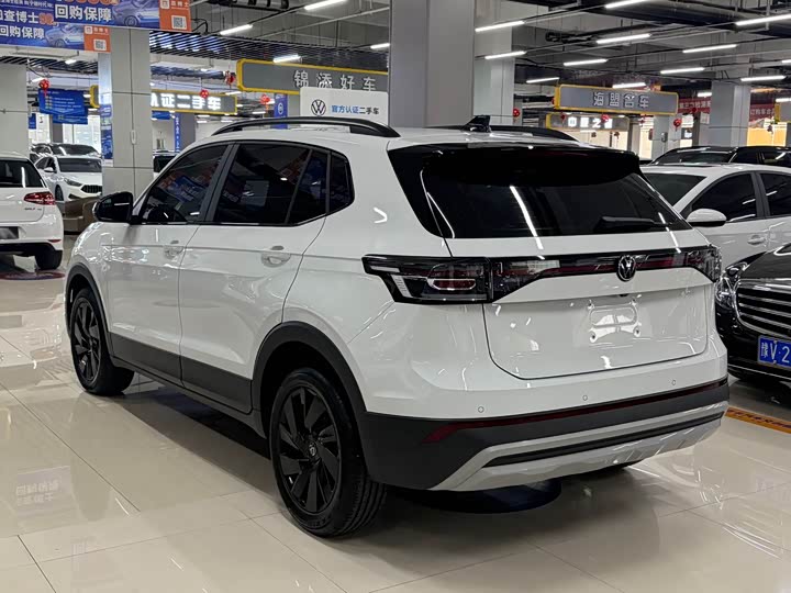 Volkswagen Tharu 2025 2025款 新锐 1.5L 锐意版