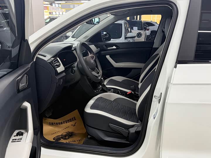 Volkswagen Tharu 2025 2025款 新锐 1.5L 锐意版