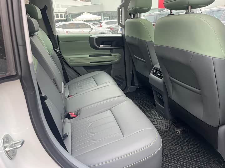 BAIC Beijing BJ40 2026 2026款 2.0D 巨幕柴油版
