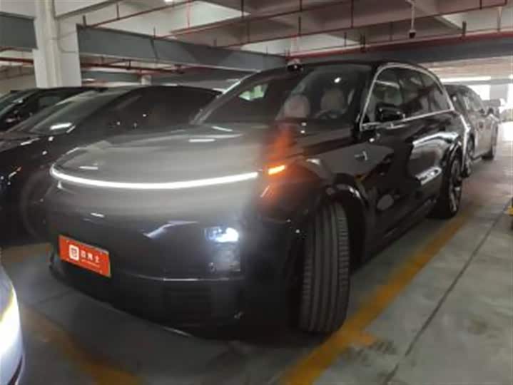 LiXiang L8