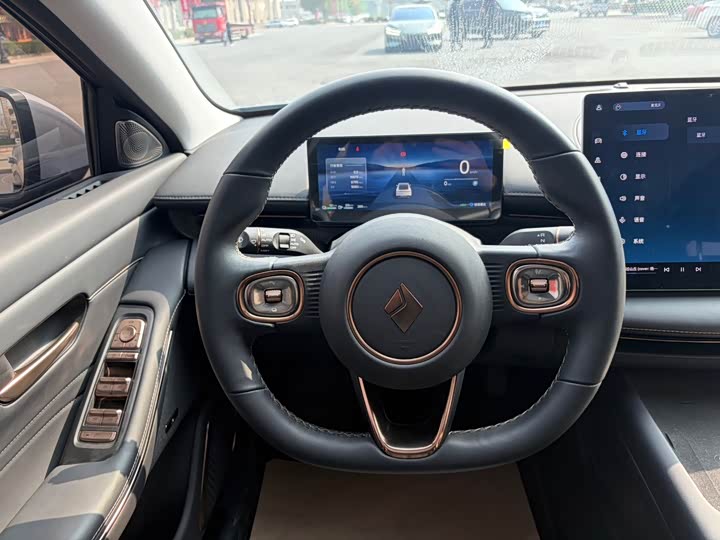 Baojun Xiangjing 2025 2025款 插混 140km豪华版