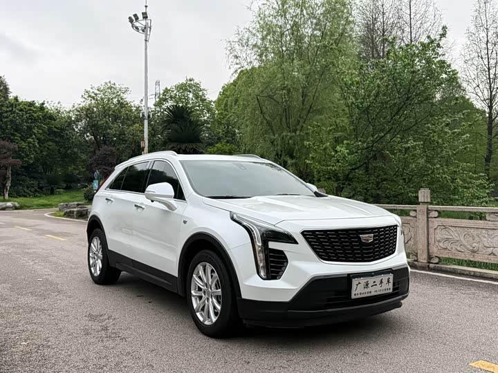 Фото 3 - Cadillac XT4
