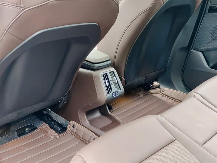 BMW iX1 2025 2025款 eDrive25L X设计套装