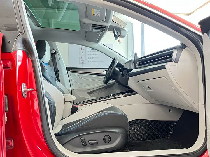 Volkswagen Lamando L 2022 2022款 凌渡L 280TSI DSG超辣旗舰版