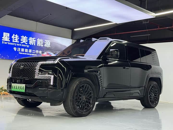 BYD Yangwang U8