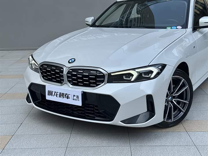 صورة 2 - BMW 3 Series