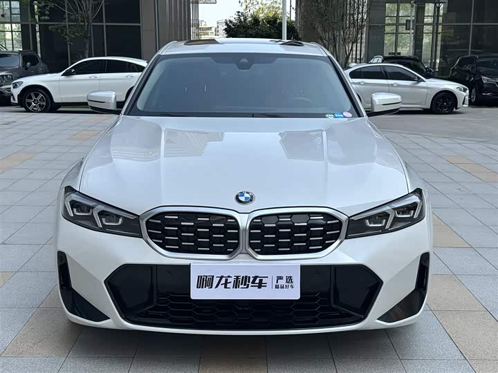 صورة 3 - BMW 3 Series