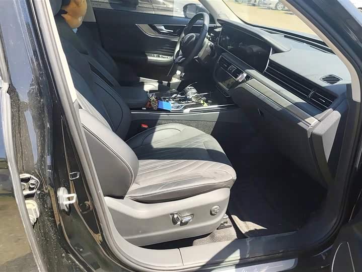 Фото 8 - Hongqi HS5