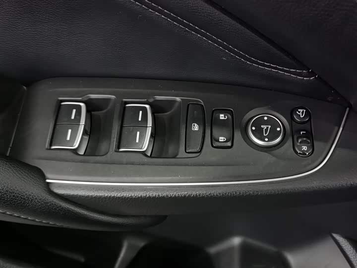 Фото 9 - Honda Accord