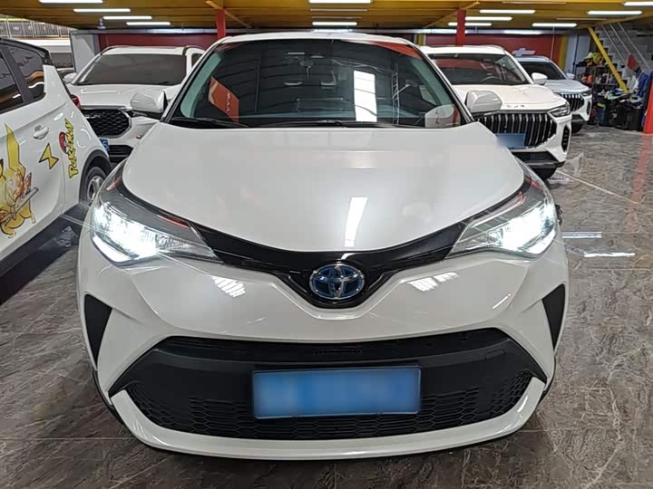 Toyota C-HR 2022 2022款 双擎 2.0L E-CVT舒适版