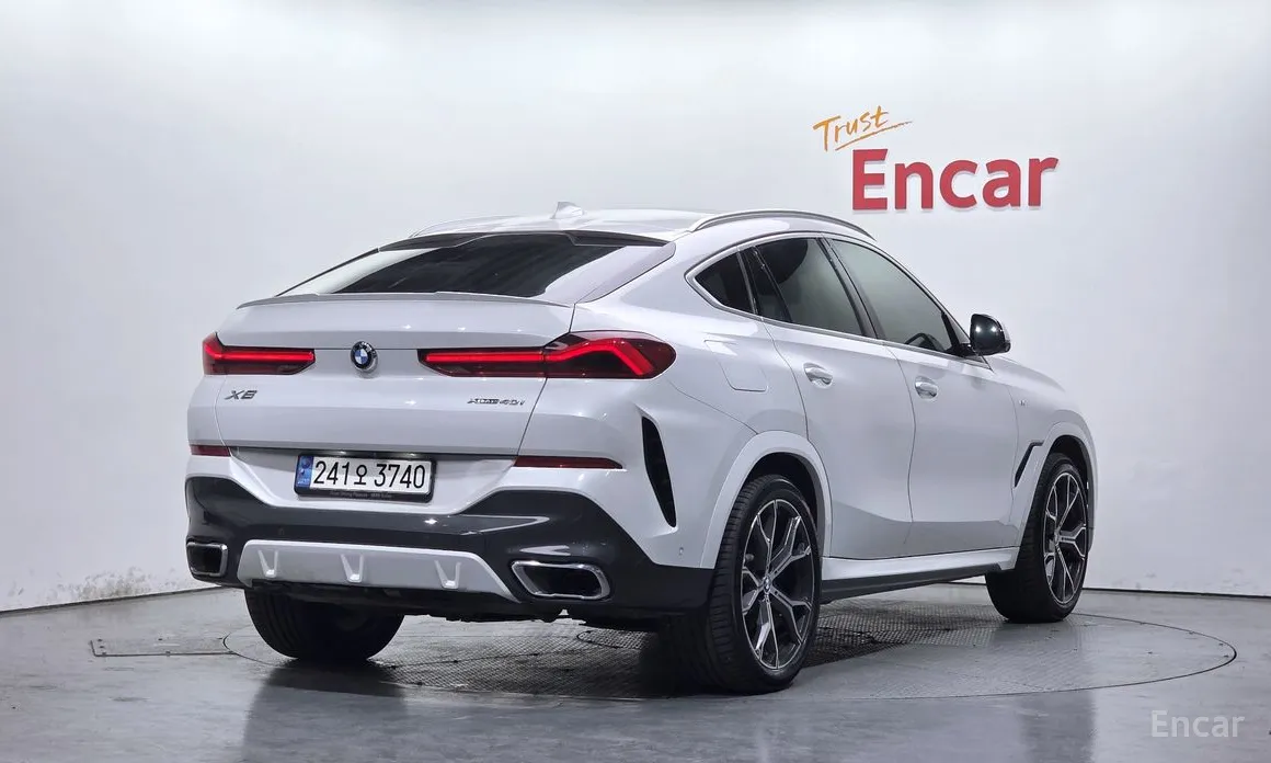Фото 2 - BMW X6