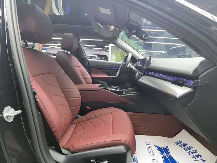 Zdjęcie 8 - BMW 5 Series