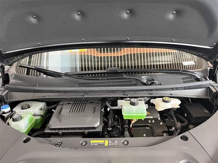 GAC Trumpchi E9 2025 2025款 E9 超级快充 尊享