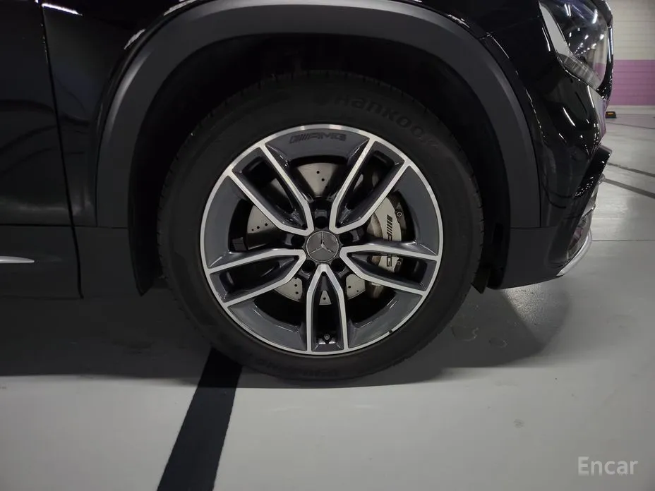 Mercedes-Benz GLB-Class 2020 AMG GLB35 4MATIC