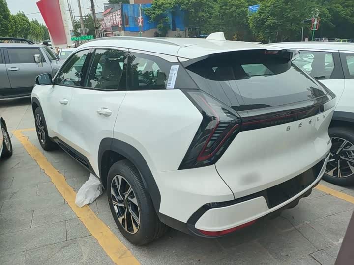 Geely Atlas L 2025 2025款 第四代 1.5TD DCT 启程