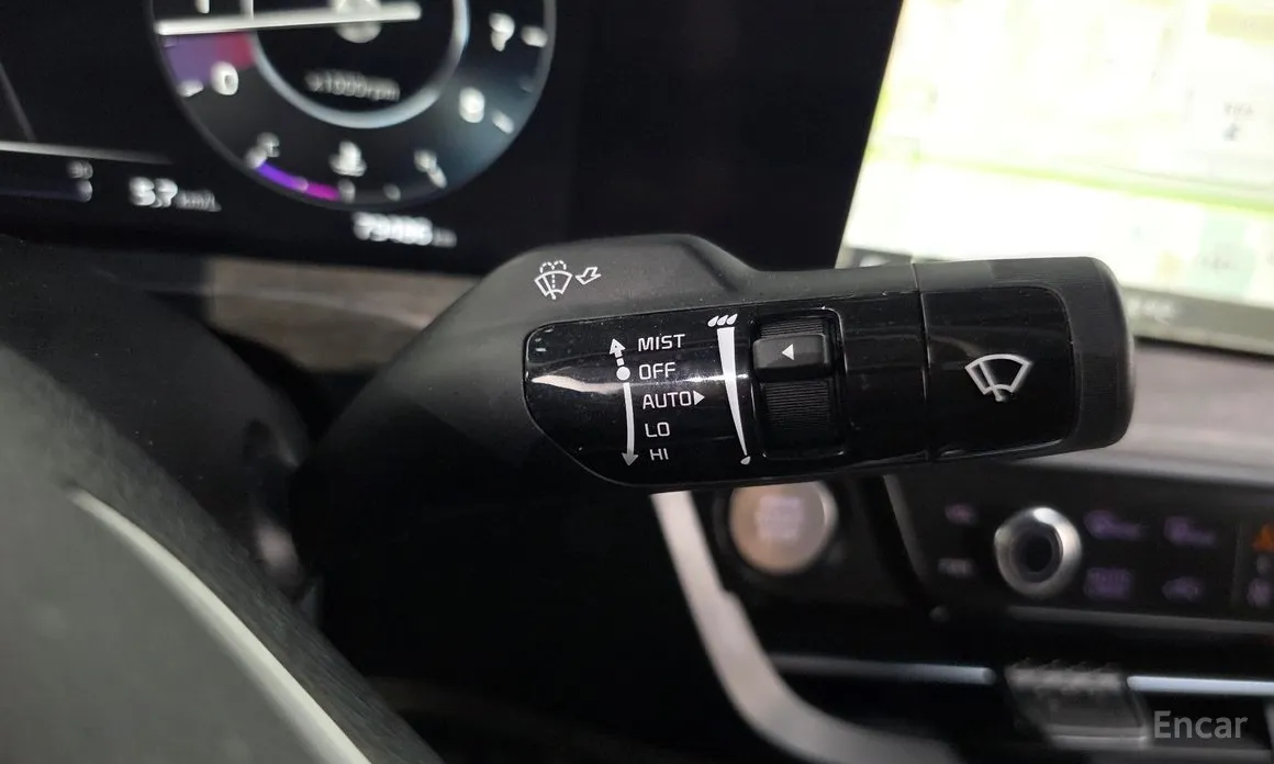Photo 19 - Kia K8