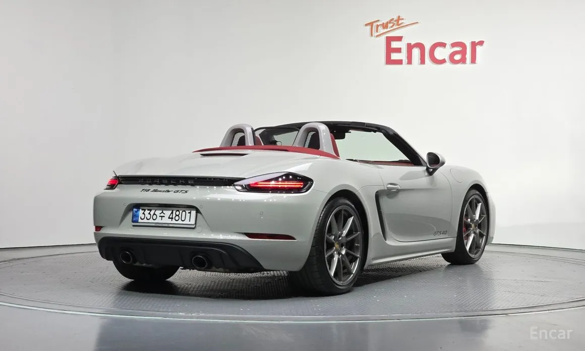 2016 Porsche 718