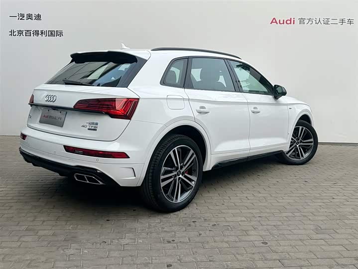 Zdjęcie 4 - Audi Q5L