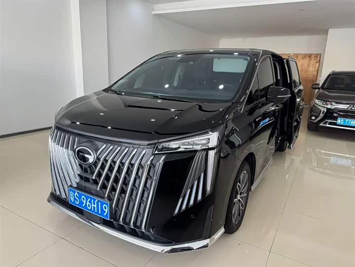 GAC Trumpchi M8