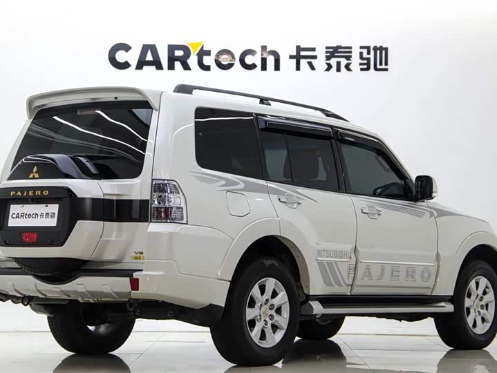 Mitsubishi Pajero 2020 2020款 3.0L 自动标准版