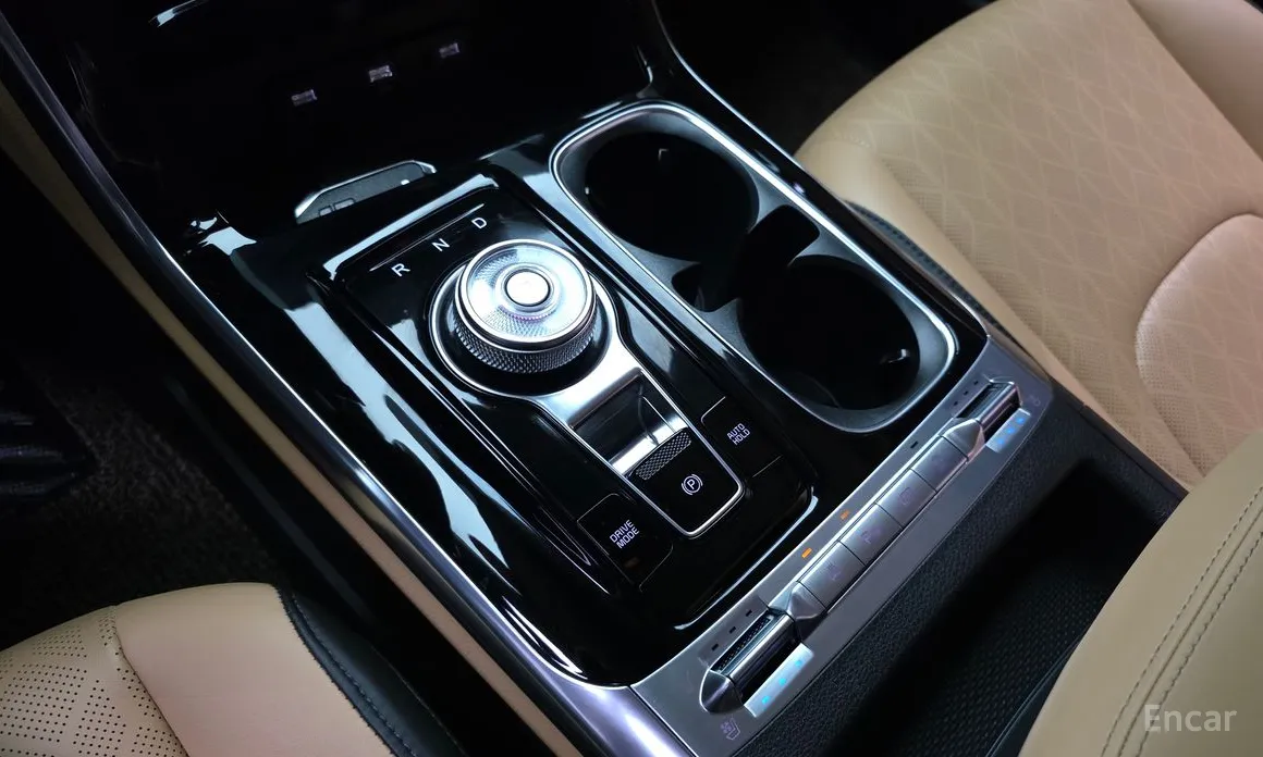 Фото 9 - Kia Carnival