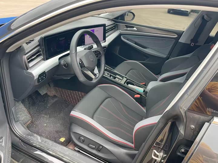 Фото 9 - Volkswagen Lamando L