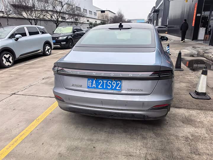 Lincoln Z (Zephyr) 2024 2024款 2.0T 两驱尊尚混动版