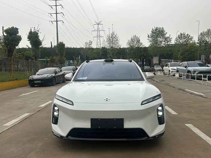 2025 Nio ET5