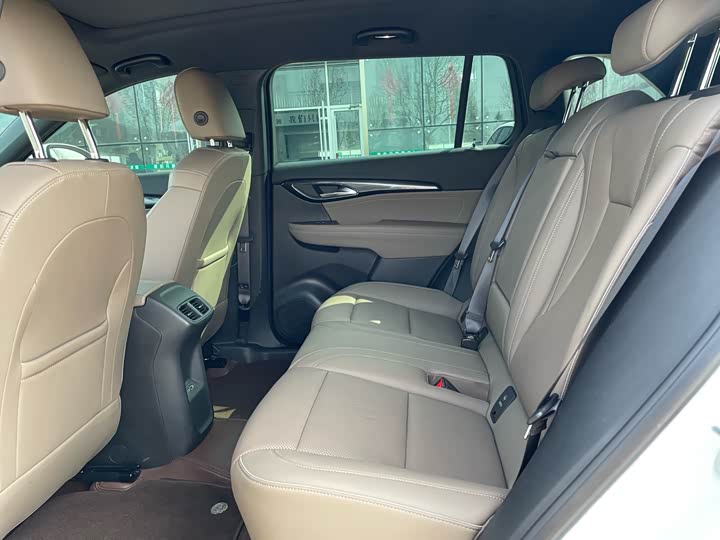 Photo 8 - Buick Envision Plus