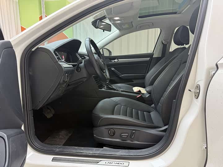 Фото 7 - Volkswagen Lamando L