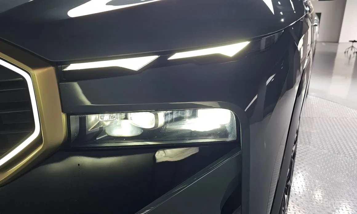 Photo 22 - BMW XM