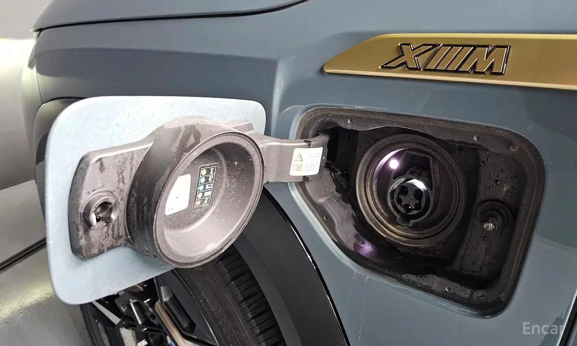 Photo 31 - BMW XM