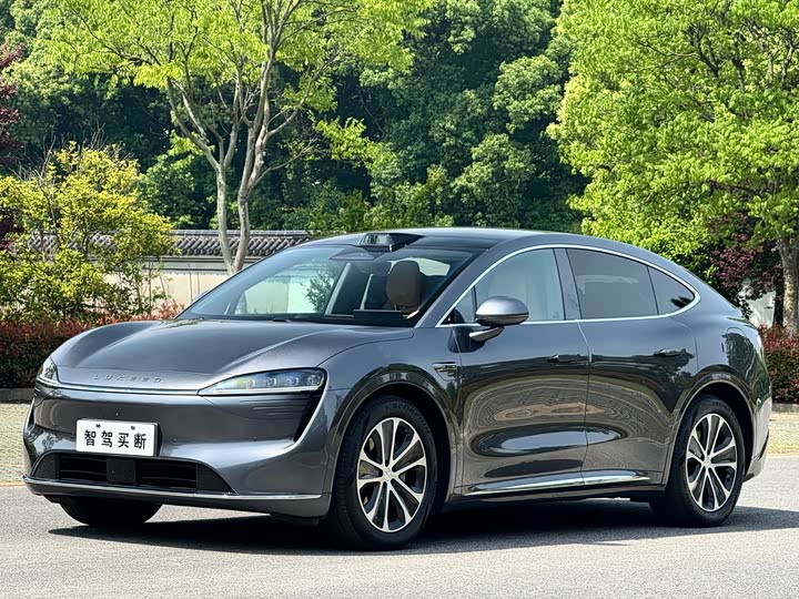 Luxeed R7