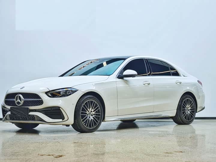 Фото 1 - Mercedes-Benz C-Class