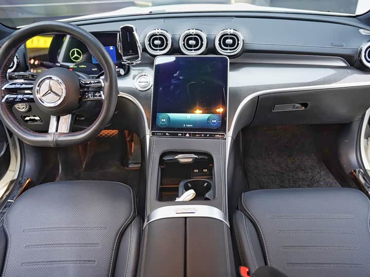 Фото 5 - Mercedes-Benz C-Class