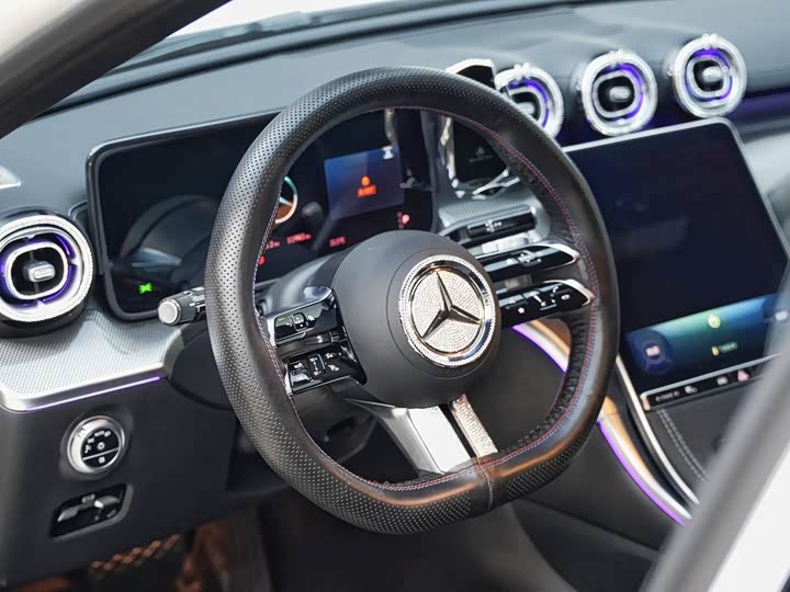 Фото 6 - Mercedes-Benz C-Class
