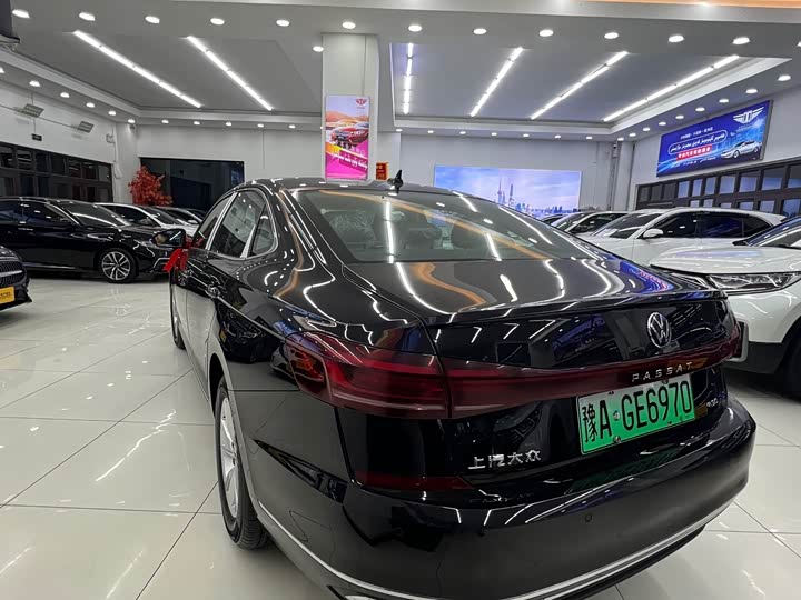 Volkswagen Passat Hybrid 2025 2025款 430PHEV 混动商务版