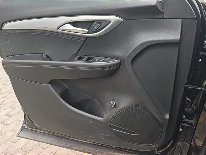 Buick Envision Plus 2025 2025款 昂科威Plus 28T 两驱白金版