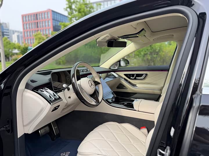 Фото 6 - Mercedes-Benz Maybach S-Class