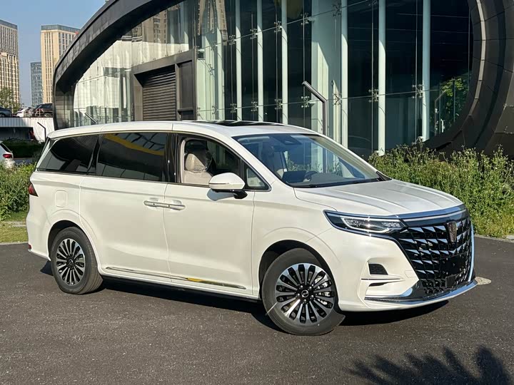 2025 Roewe iMax 8 EV