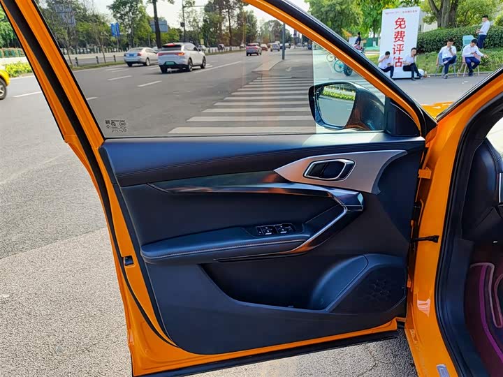 MG Motor One 2022 2022款 α-数智运动系列 1.5T 标准版