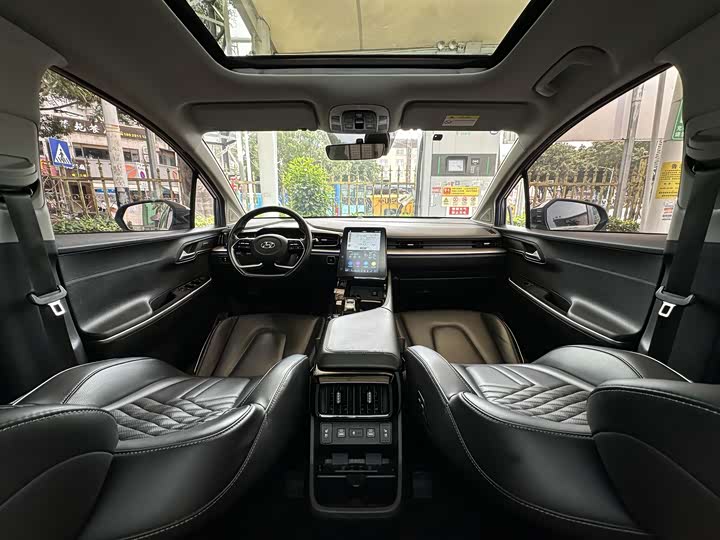 Hyundai Custo 2021 2021款 380TGDi 智爱旗舰版 TOP Premium
