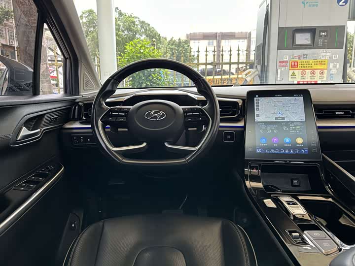 Hyundai Custo 2021 2021款 380TGDi 智爱旗舰版 TOP Premium